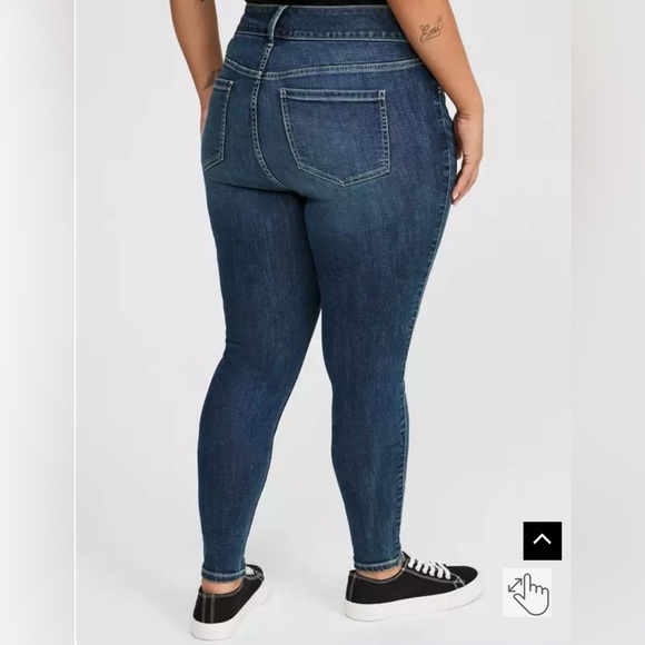 TORRID- Jegging Skinny High Rise Jeans - Picture 5 of 8